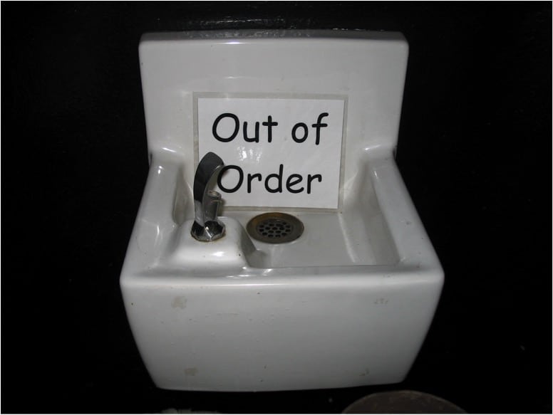 01-decorate-the-well-out-of-order